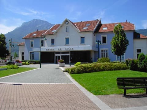 Maçon Seyssinet-Pariset